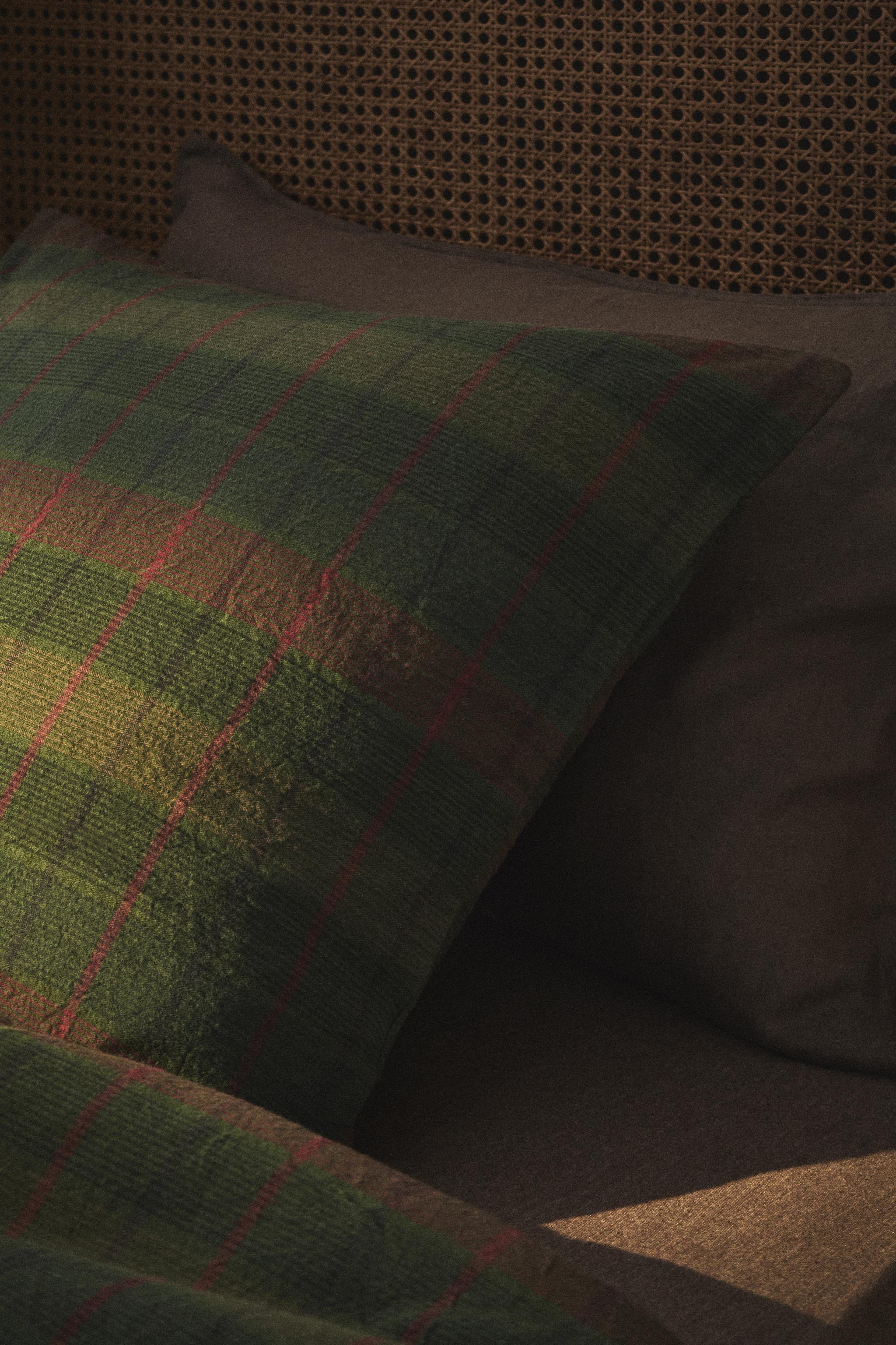 CHRISTMAS TARTAN CHECK COTTON PILLOWCASE
